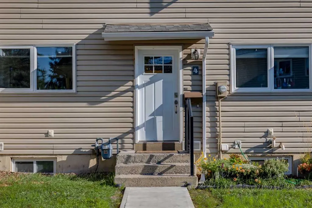 1111 Canterbury Drive SW, #4