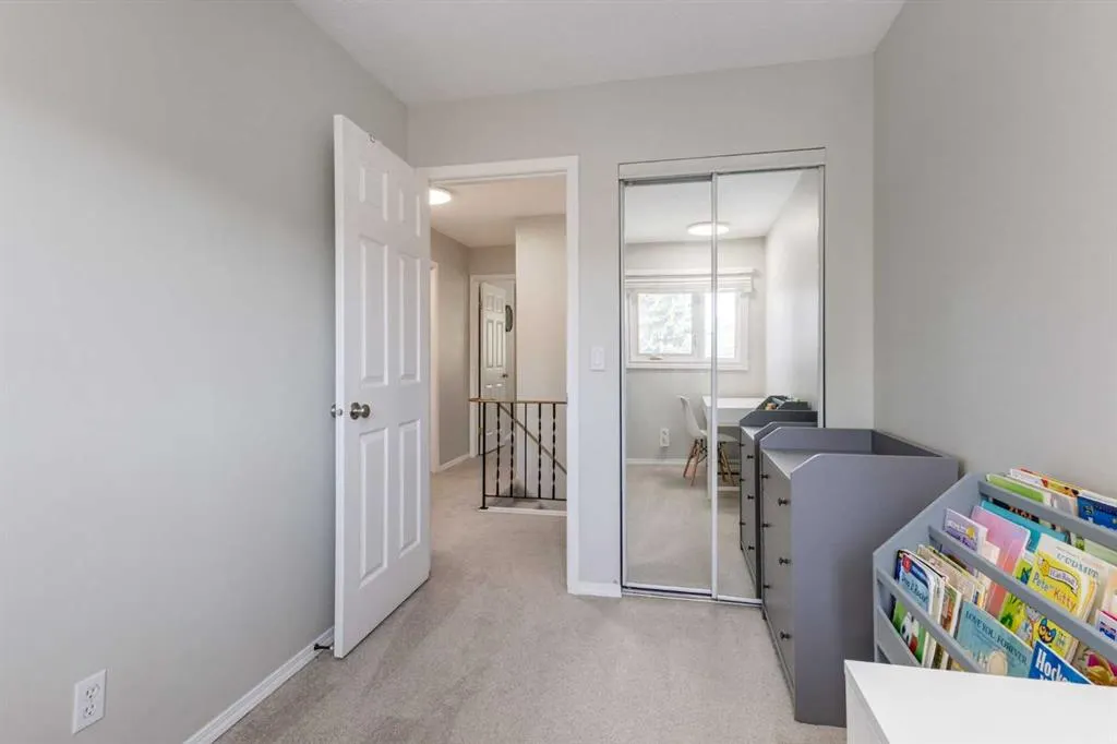 1111 Canterbury Drive SW, #4