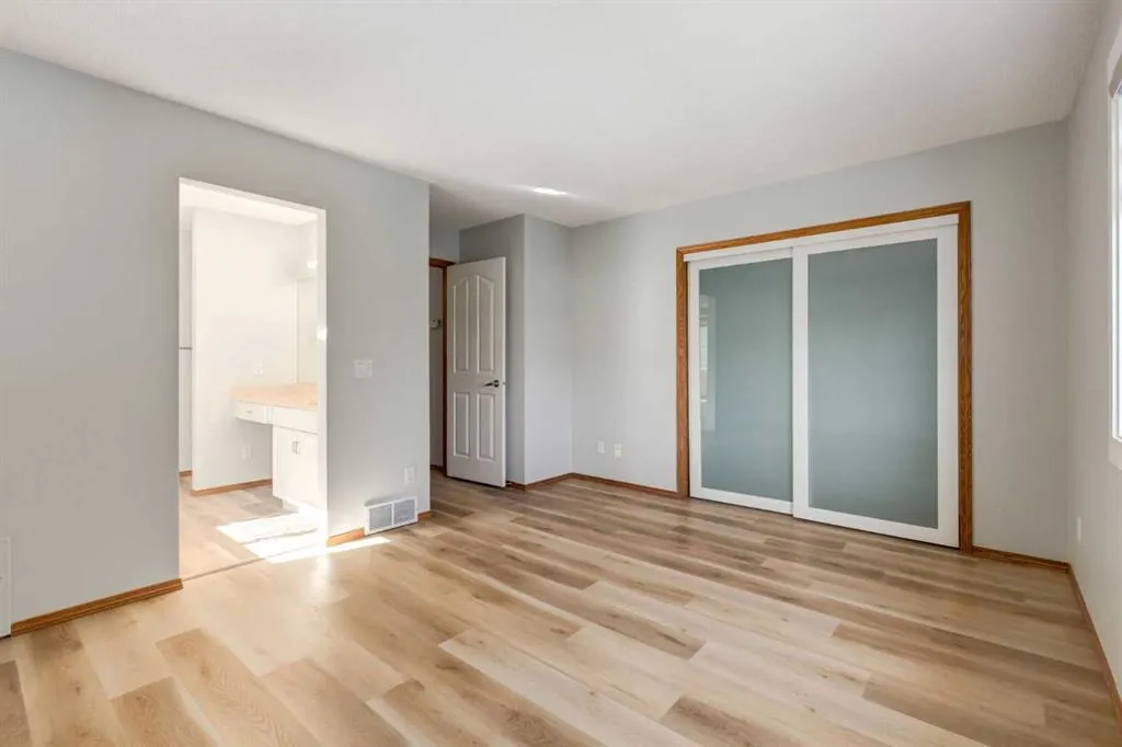 44 Citadel Manor NW
