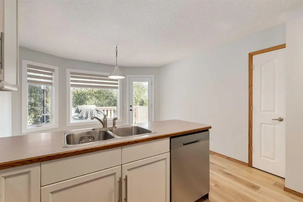 44 Citadel Manor NW