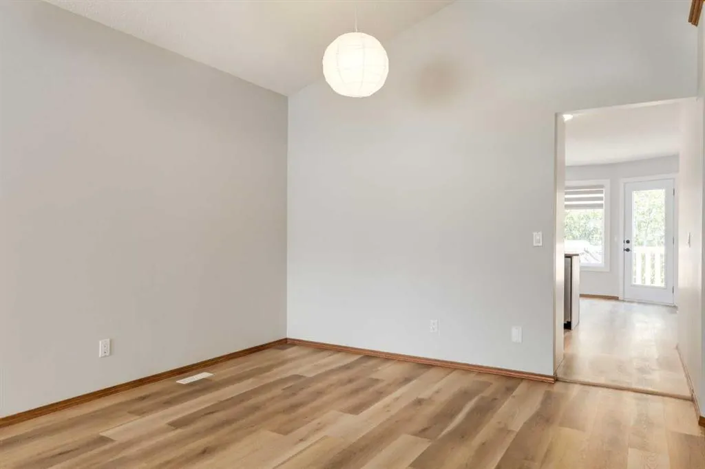 44 Citadel Manor NW