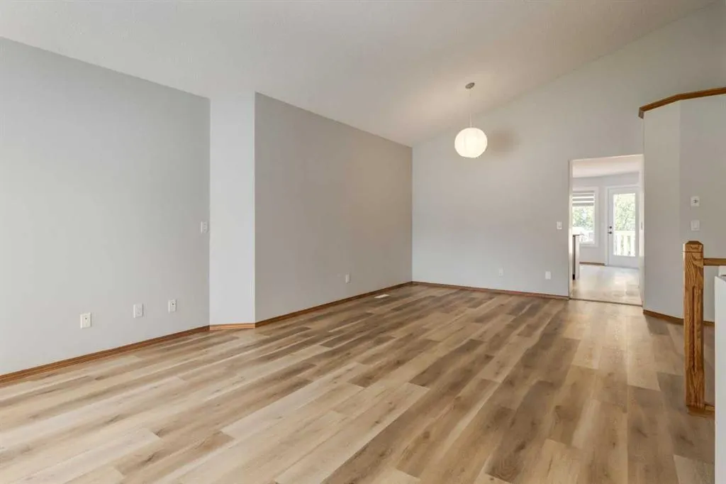 44 Citadel Manor NW