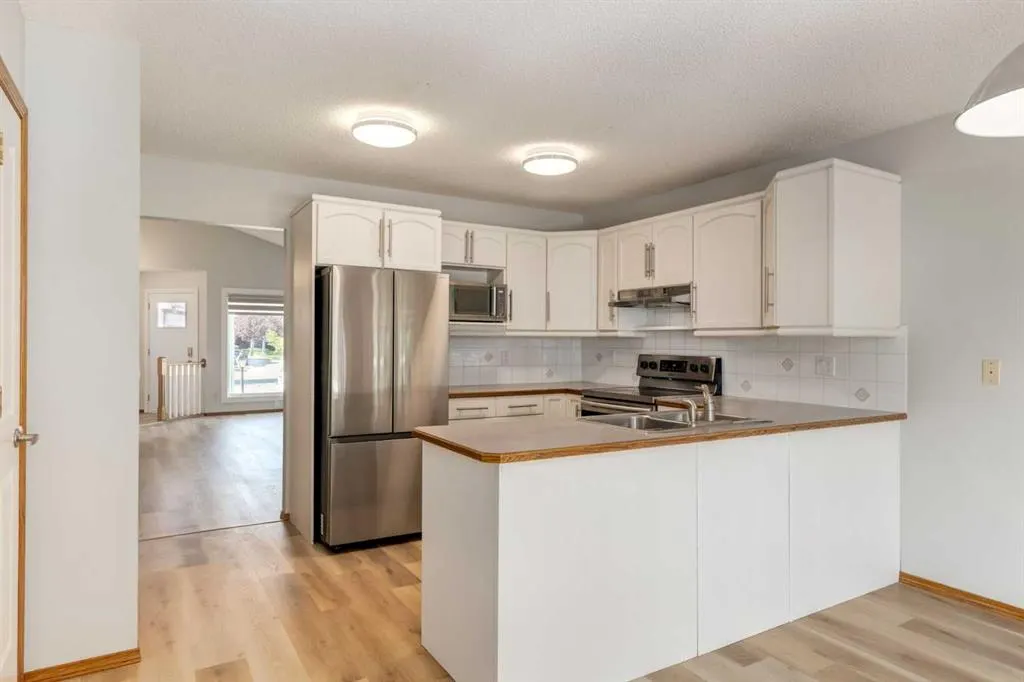 44 Citadel Manor NW