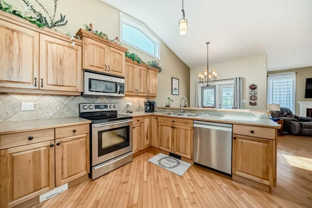 71 Adams Close