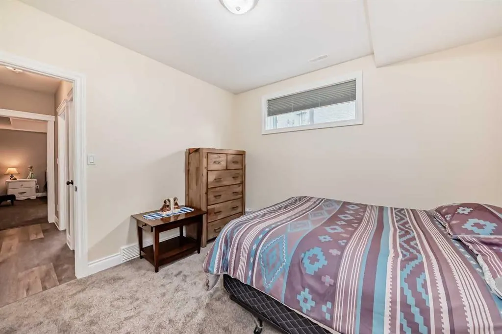 71 Adams Close