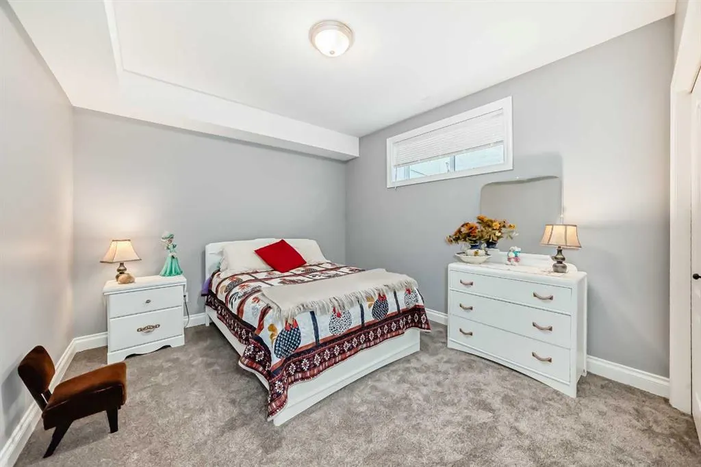 71 Adams Close