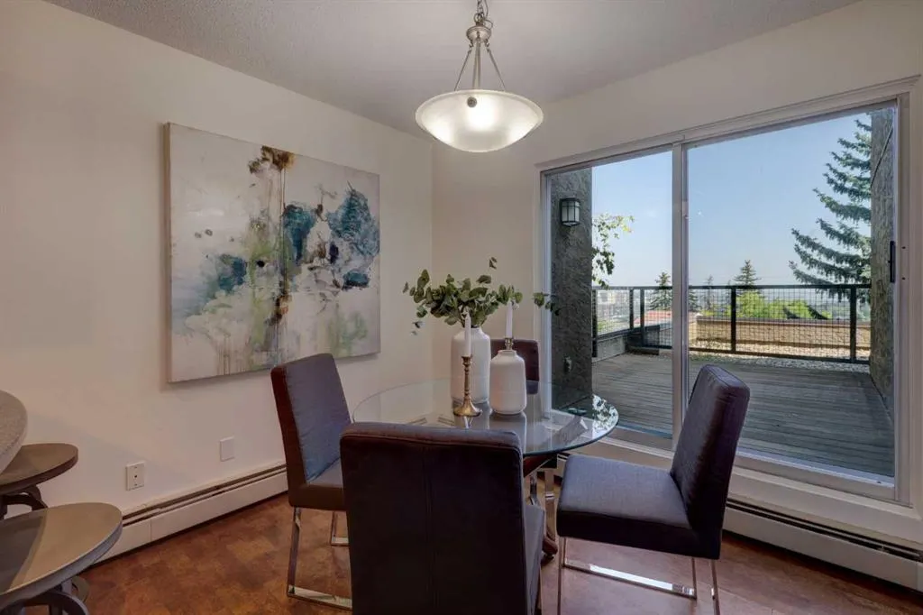 226 Village Terrace SW, #8