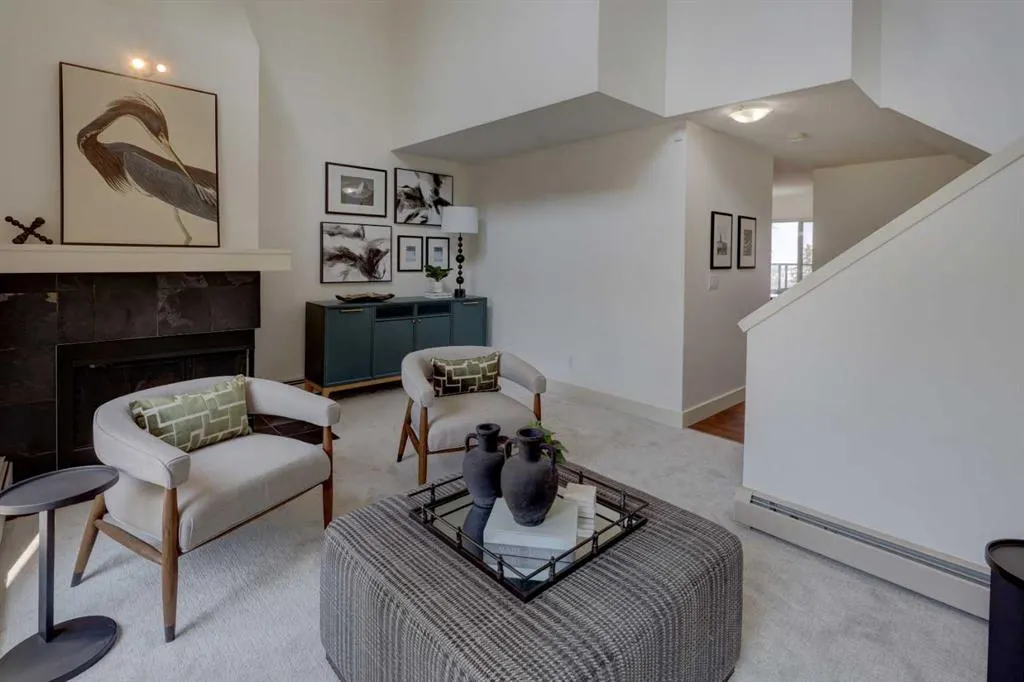 226 Village Terrace SW, #8