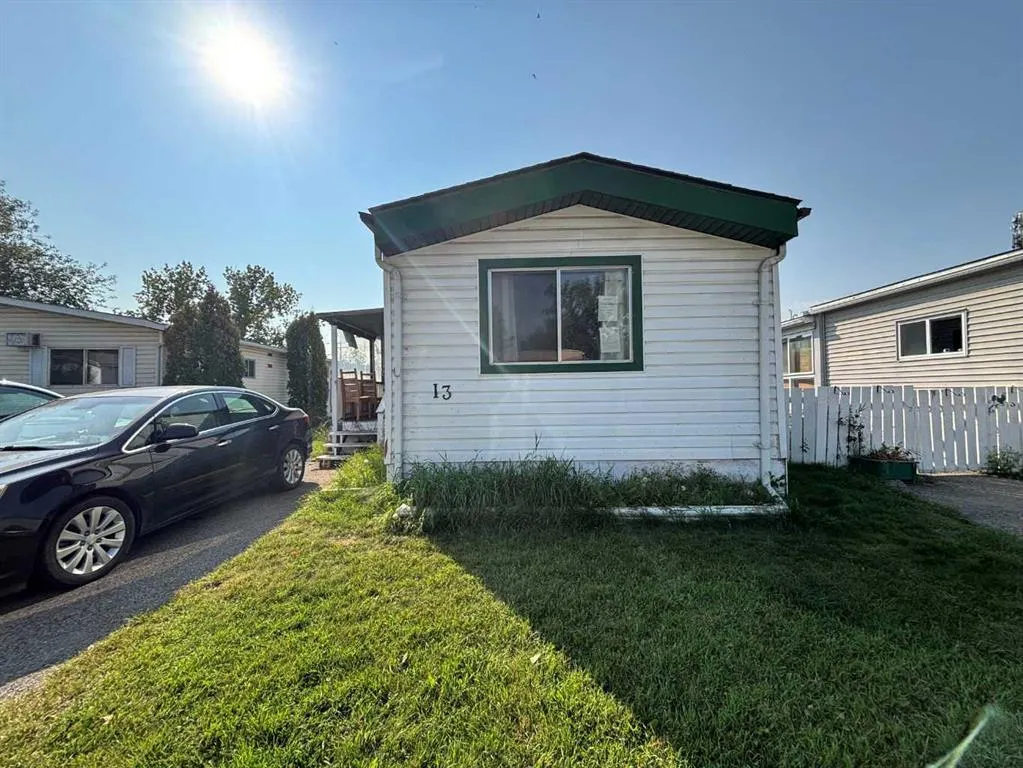 6724 17 Avenue SE, #13