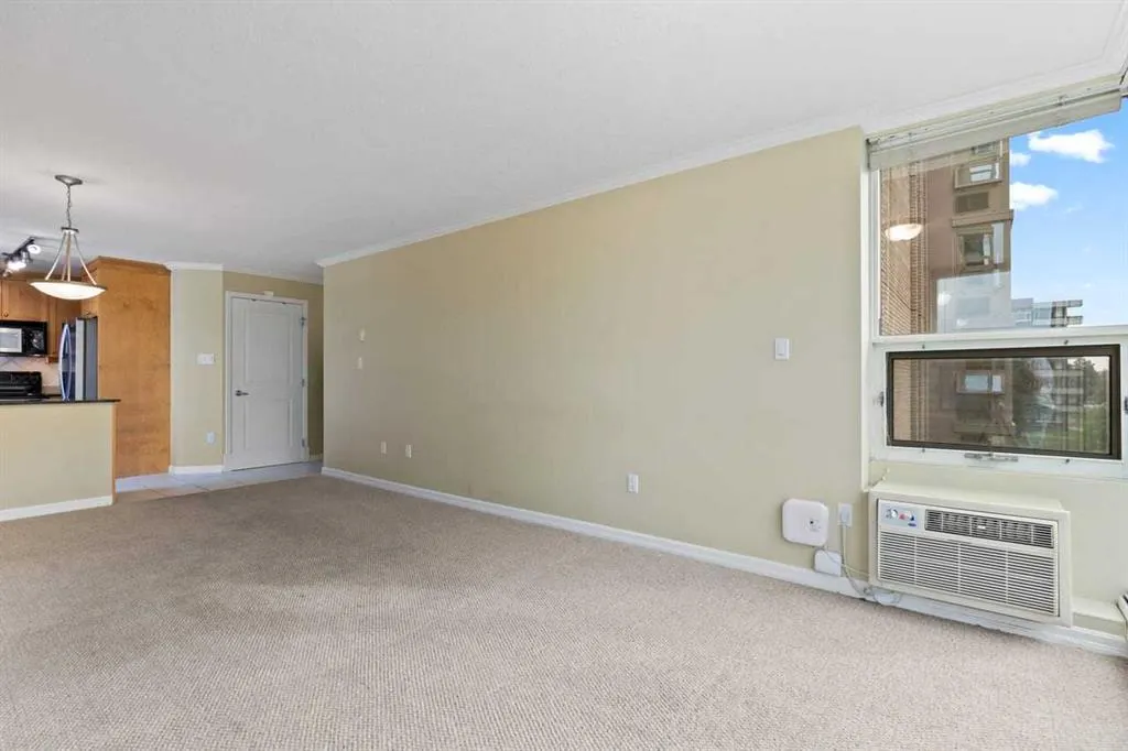 4555 Varsity Lane NW, #406