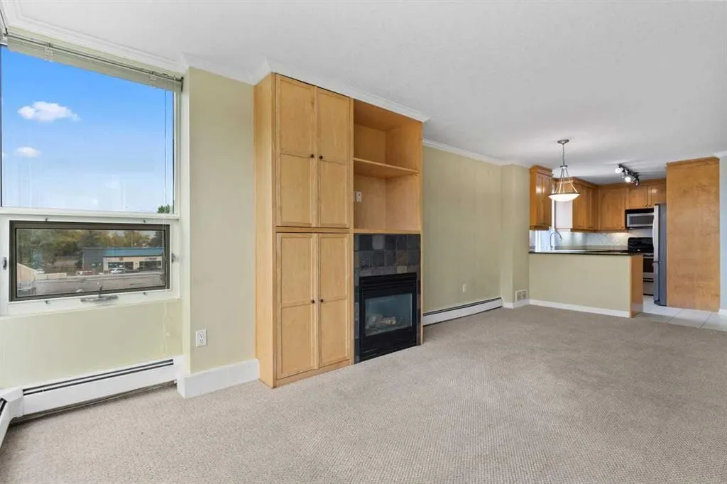 4555 Varsity Lane NW, #406
