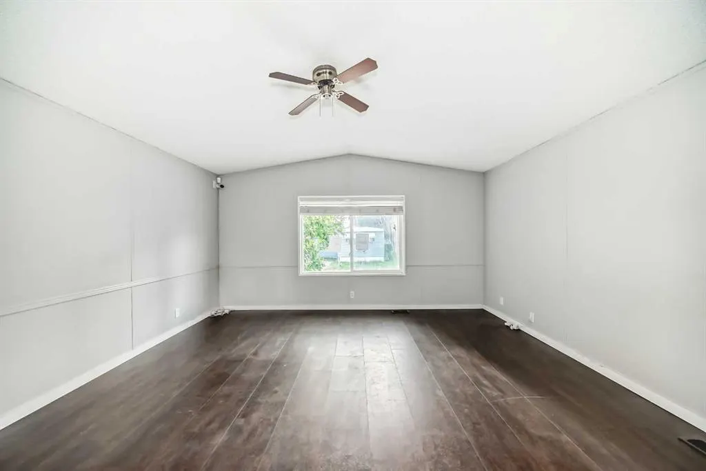 6724 17 Avenue SE, #167