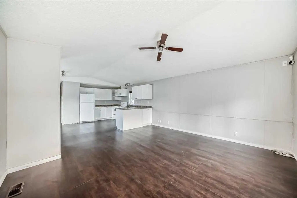 6724 17 Avenue SE, #167