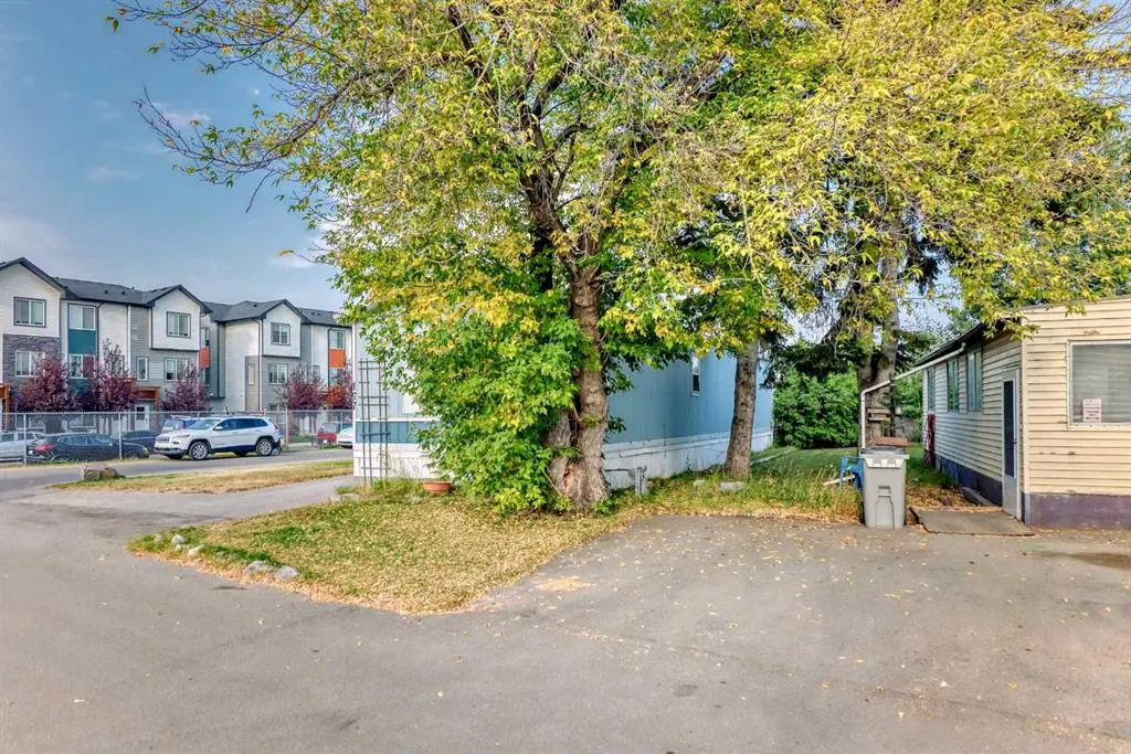 6724 17 Avenue SE, #167