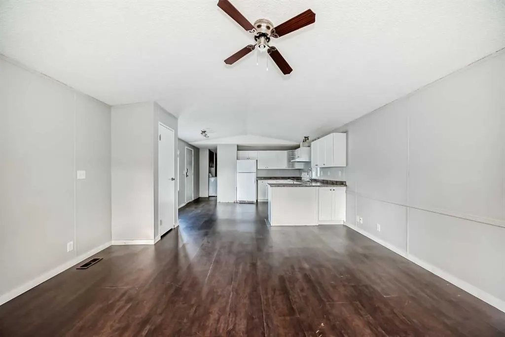 6724 17 Avenue SE, #167