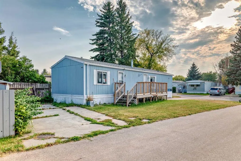 6724 17 Avenue SE, #167