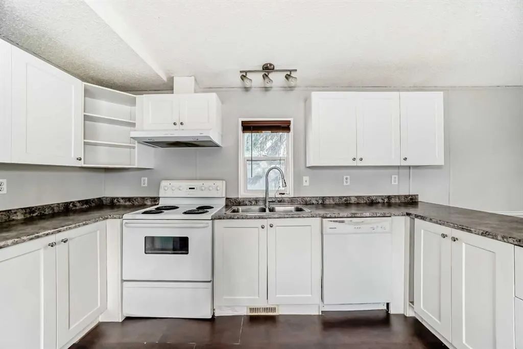 6724 17 Avenue SE, #167