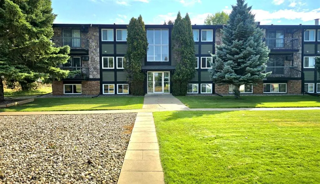 4200 Forestry Avenue S, #208