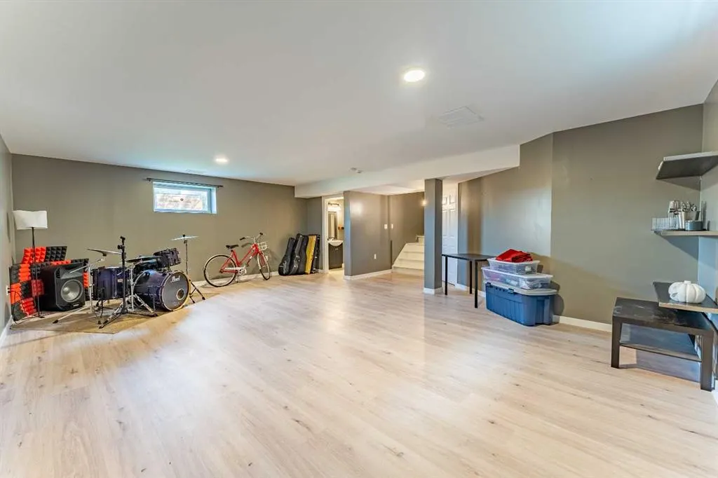 76 Cranfield Place SE