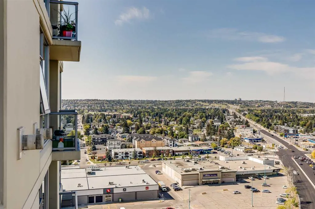 55 Spruce Place SW, #2001