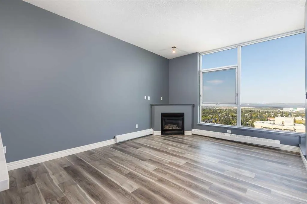 55 Spruce Place SW, #2001