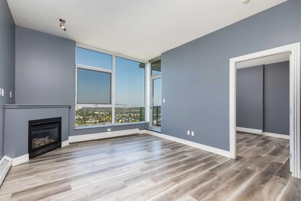 55 Spruce Place SW, #2001