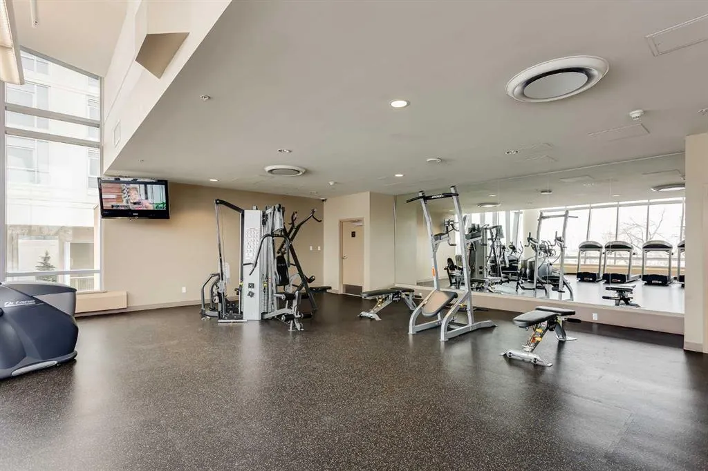 55 Spruce Place SW, #2001