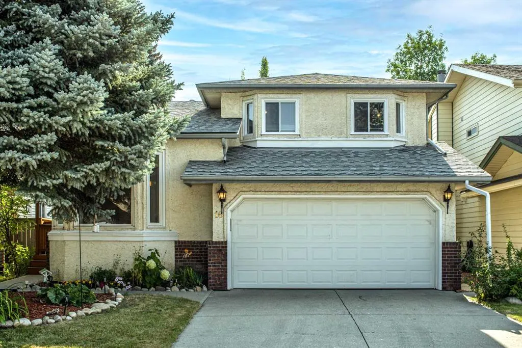 16 Sunhaven Way SE