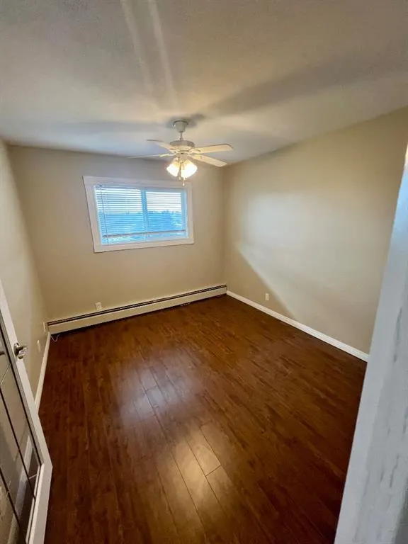 5519 Kerry Wood Drive, #305