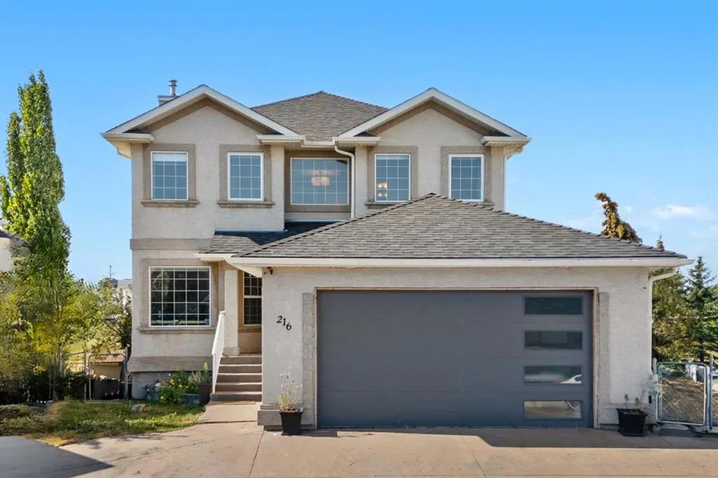 216 Stonegate Place NW