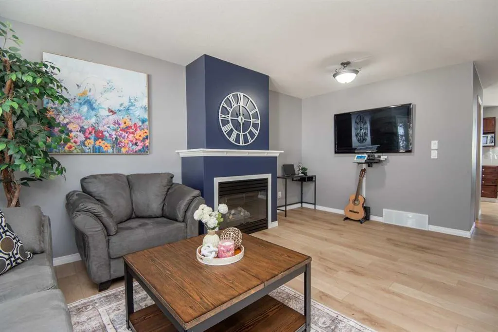 33 Donlevy Avenue, #27
