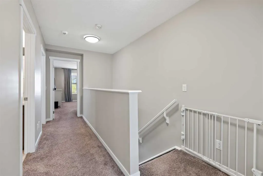 53 Masters Crescent SE