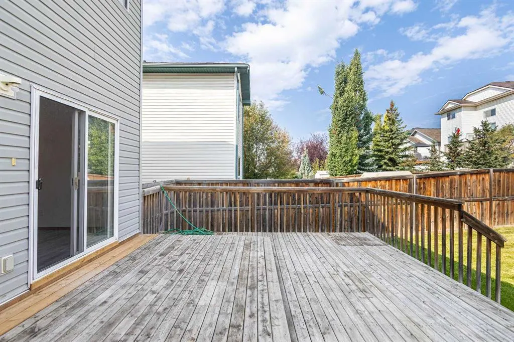 35 Tuscarora Way NW