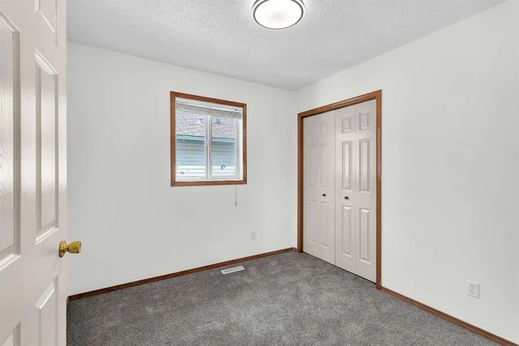 35 Tuscarora Way NW