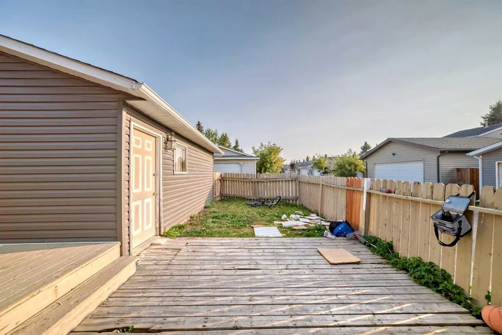 11 Martinwood Road NE