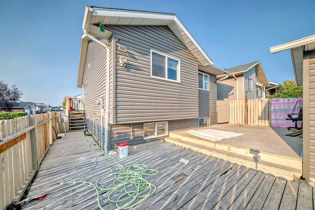 11 Martinwood Road NE