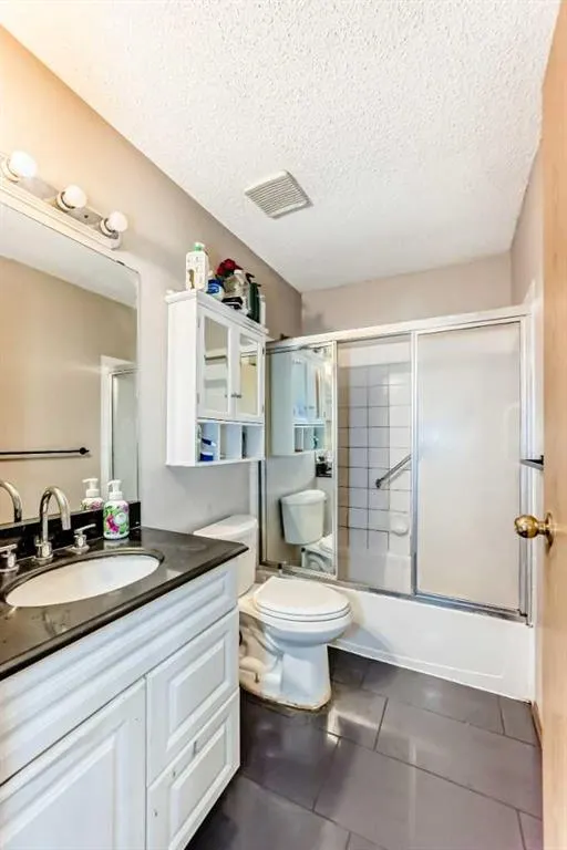 11 Martinwood Road NE