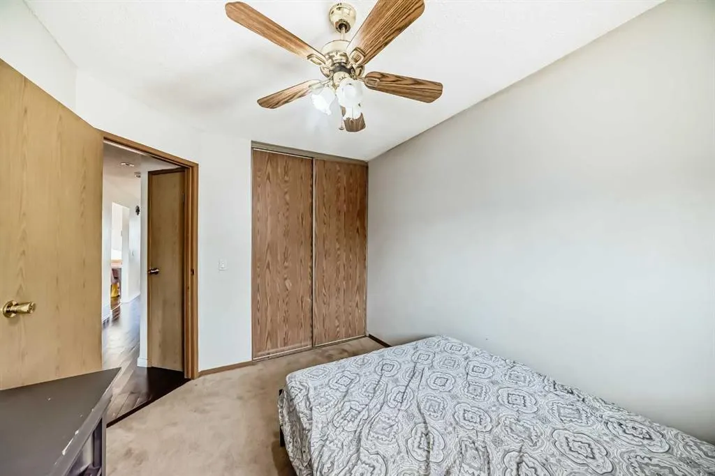 11 Martinwood Road NE