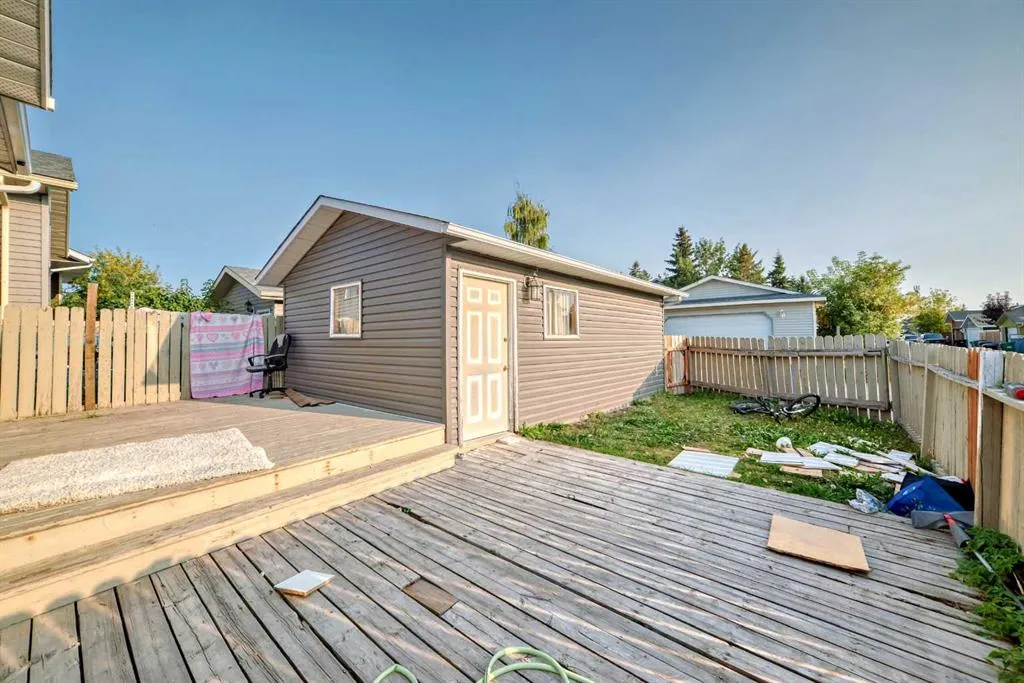 11 Martinwood Road NE