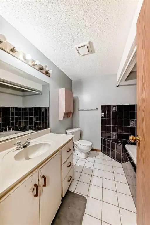 11 Martinwood Road NE