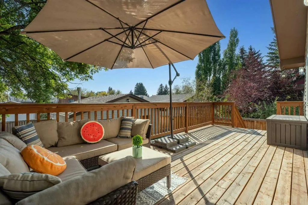 1205 Meadowbrook Drive SE