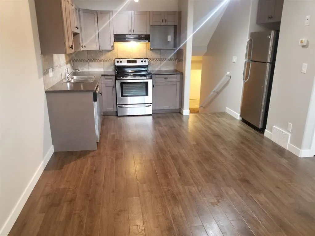 9422 88 Street