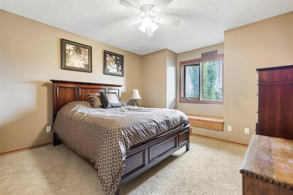322 Douglas Woods Court SE