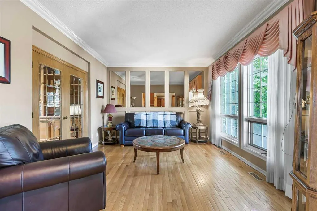 322 Douglas Woods Court SE