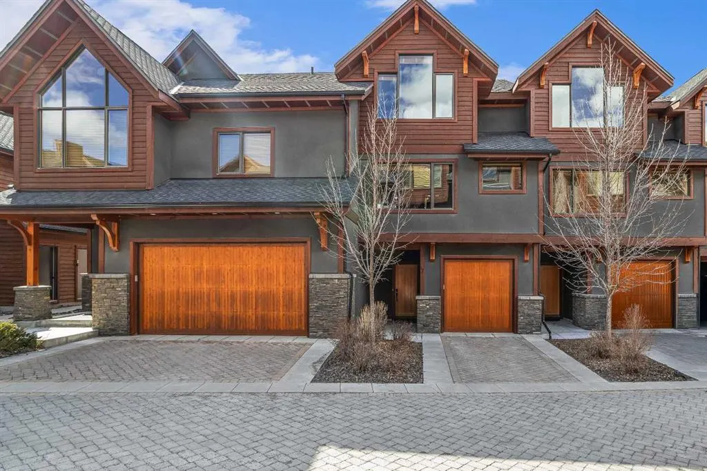 7 Creekside Mews