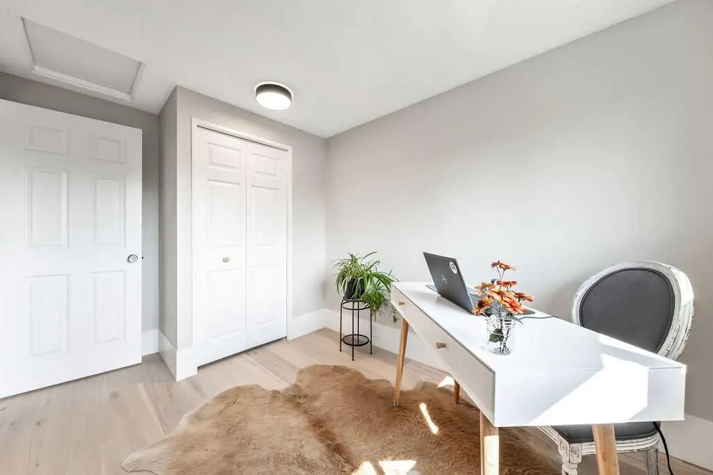 41 Midridge Gardens SE