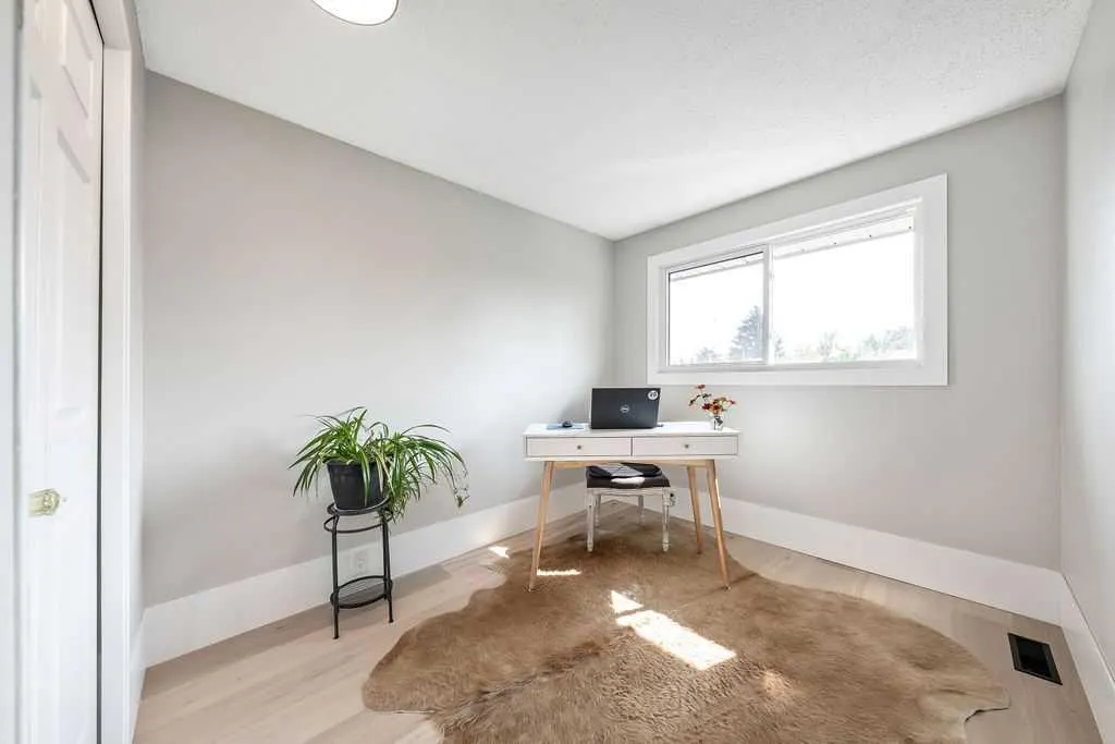 41 Midridge Gardens SE