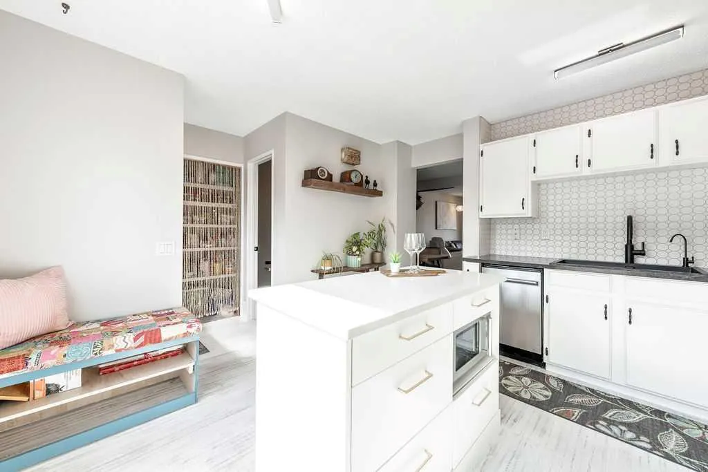 41 Midridge Gardens SE