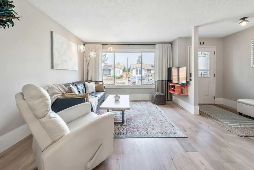 41 Midridge Gardens SE