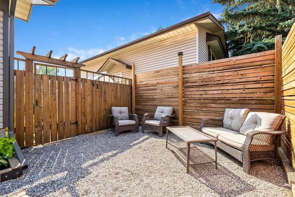 41 Midridge Gardens SE